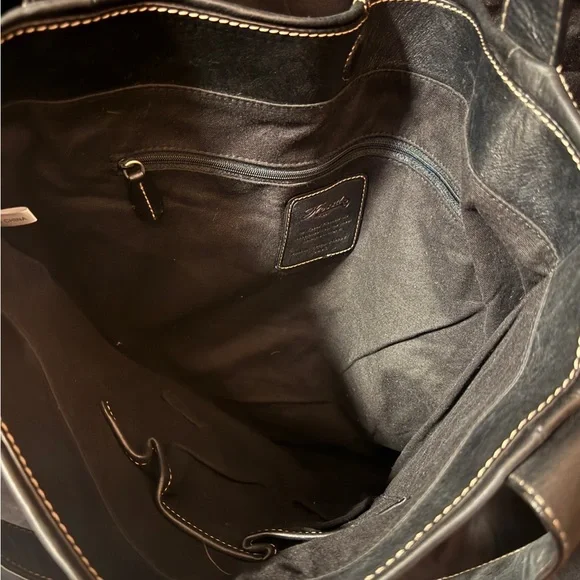 Vintage Fossil Large Black Leather Tote w Key Charm 13.5 x 11 x 6 EUC - Picture 4 of 7